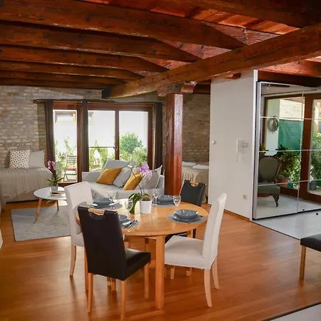 Somos Apartmán